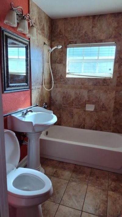 318 N 24th Street, Fort Pierce, FL 34950 Photo