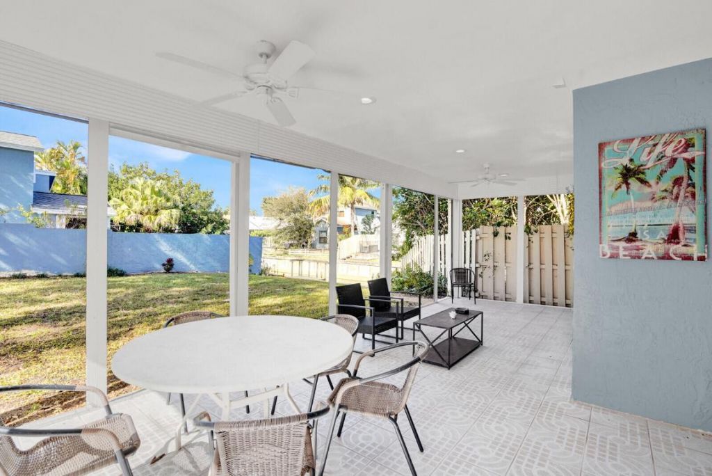 940 Rainberry Lake Drive, Delray Beach, FL 33445 Photo