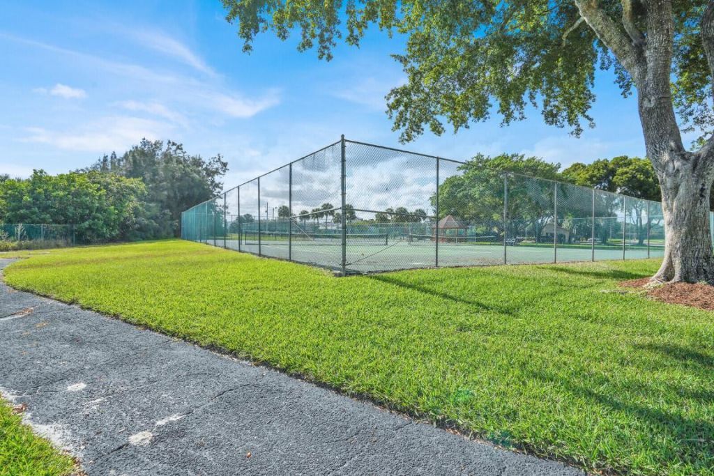 940 Rainberry Lake Drive, Delray Beach, FL 33445 Photo