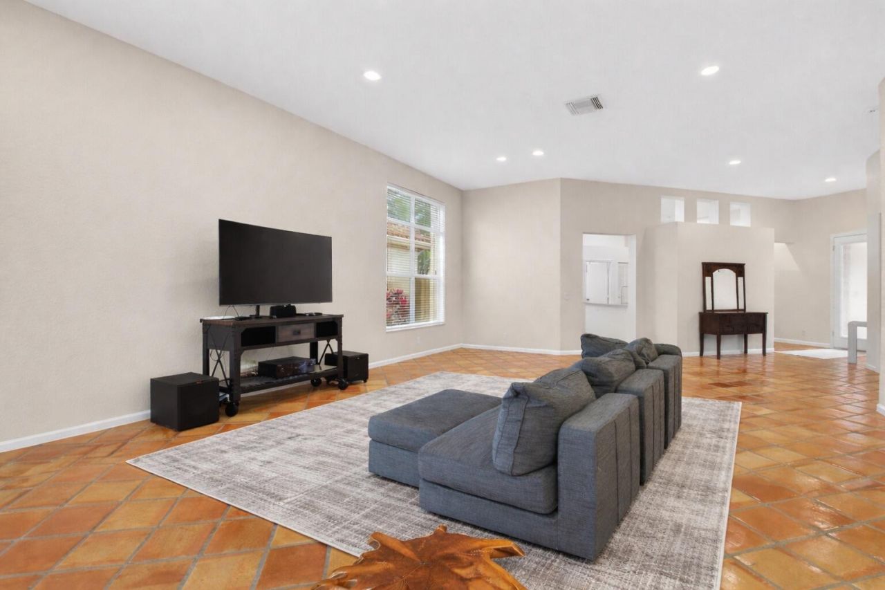 2409 NW 66th Drive, Boca Raton, FL 33496 Photo