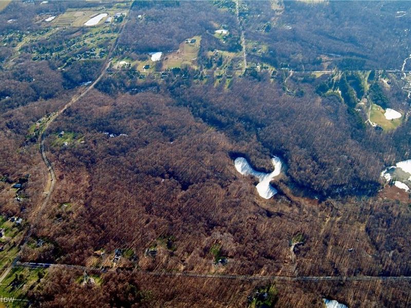 Auburn Road, Newbury, OH 44065 Photo 4