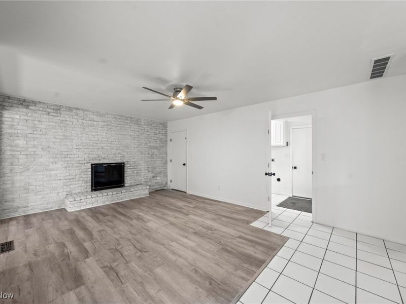 270 Parkview Drive, Aurora, OH 44202 Photo 9