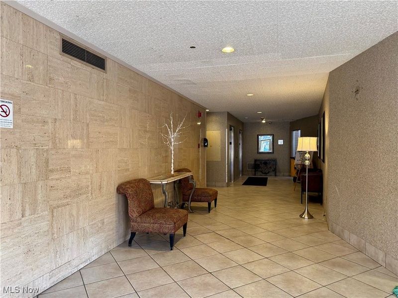 12520 Edgewater Drive, Unit 405, Lakewood, OH 44107 Photo 42