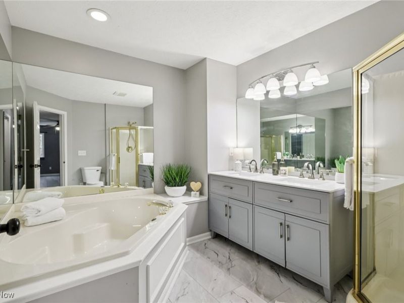 2108 W Reserve Circle, Avon, OH 44011 Photo 20