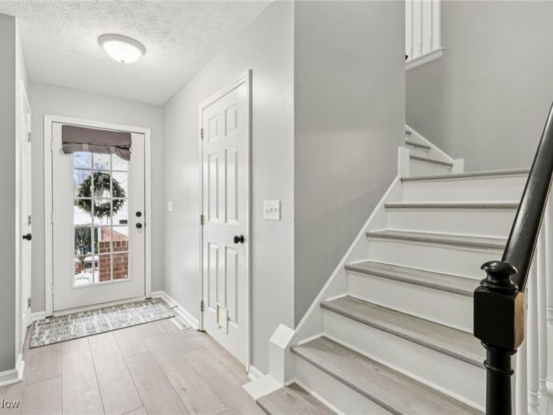 2108 W Reserve Circle, Avon, OH 44011 Photo 3