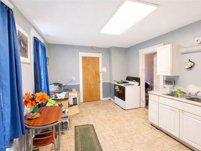 3880 E 57th Street, Cleveland, OH 44105 Photo 21