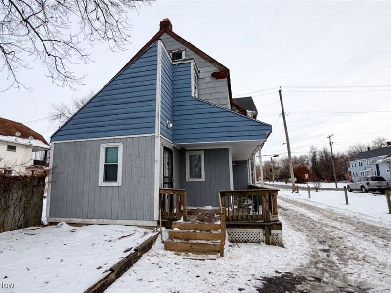 3880 E 57th Street, Cleveland, OH 44105 Photo 4