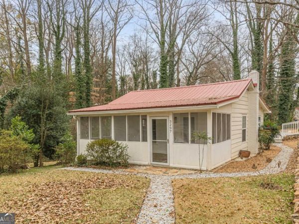 3297 College Street, College Park, GA 30337