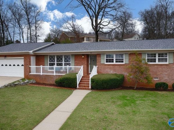 1705 Rosalie Ridge Drive NE, Huntsville, AL 35811