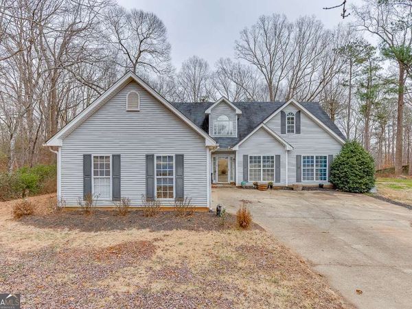 4121 Evian Way, Gainesville, GA 30507