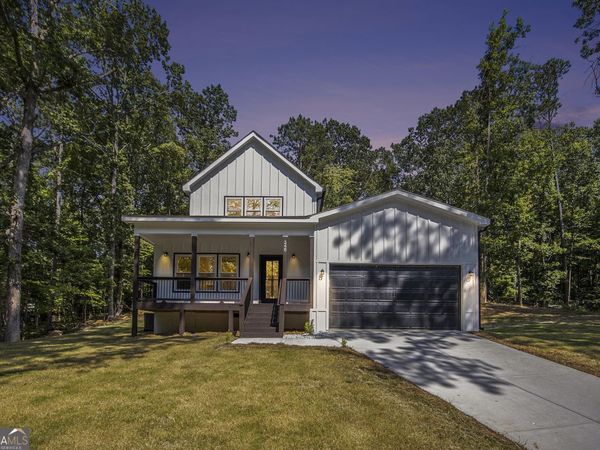 3220 Sweetbriar Drive, Villa Rica, GA 30180