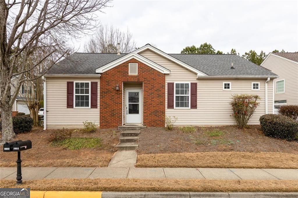 116 Swanee Lane, Woodstock, GA 30188 Main Photo