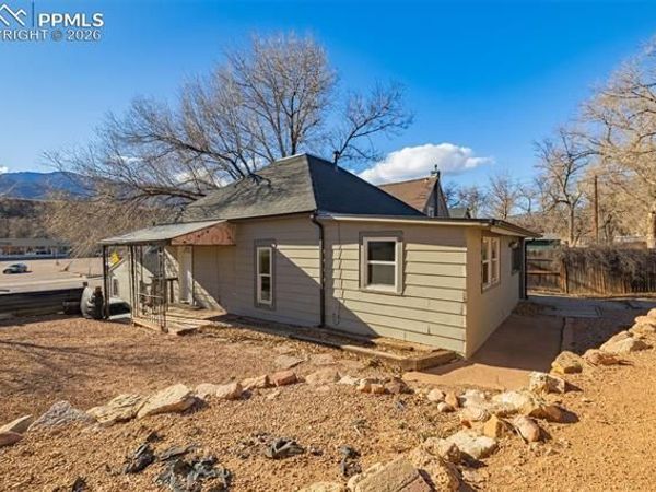 3120 W Colorado Avenue, Colorado Springs, CO 80904