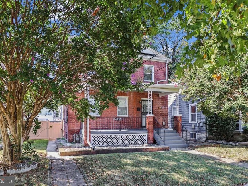 4225 Meade Street Ne, Washington, DC 20019 Main Photo