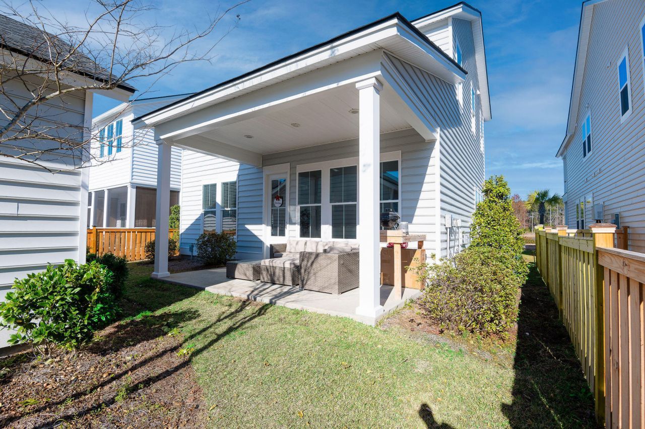 107 Garden Lily Lane Photo 18