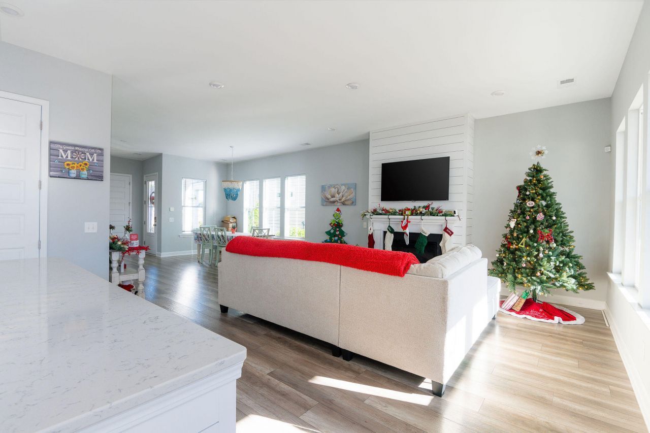 107 Garden Lily Lane Photo 25