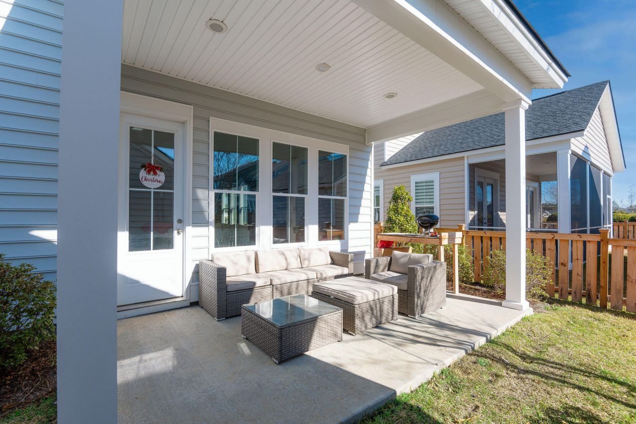 107 Garden Lily Lane Photo 5