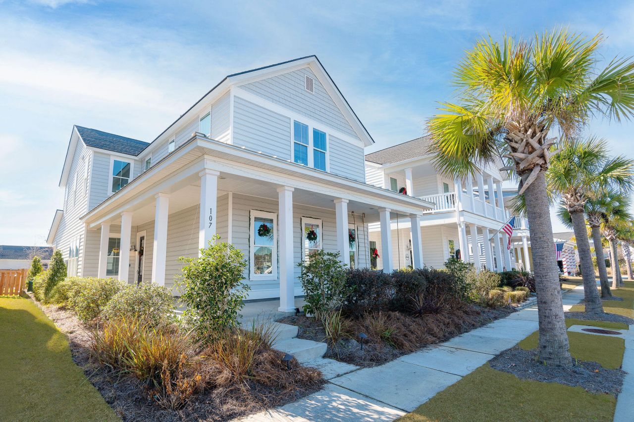 107 Garden Lily Lane Photo 9