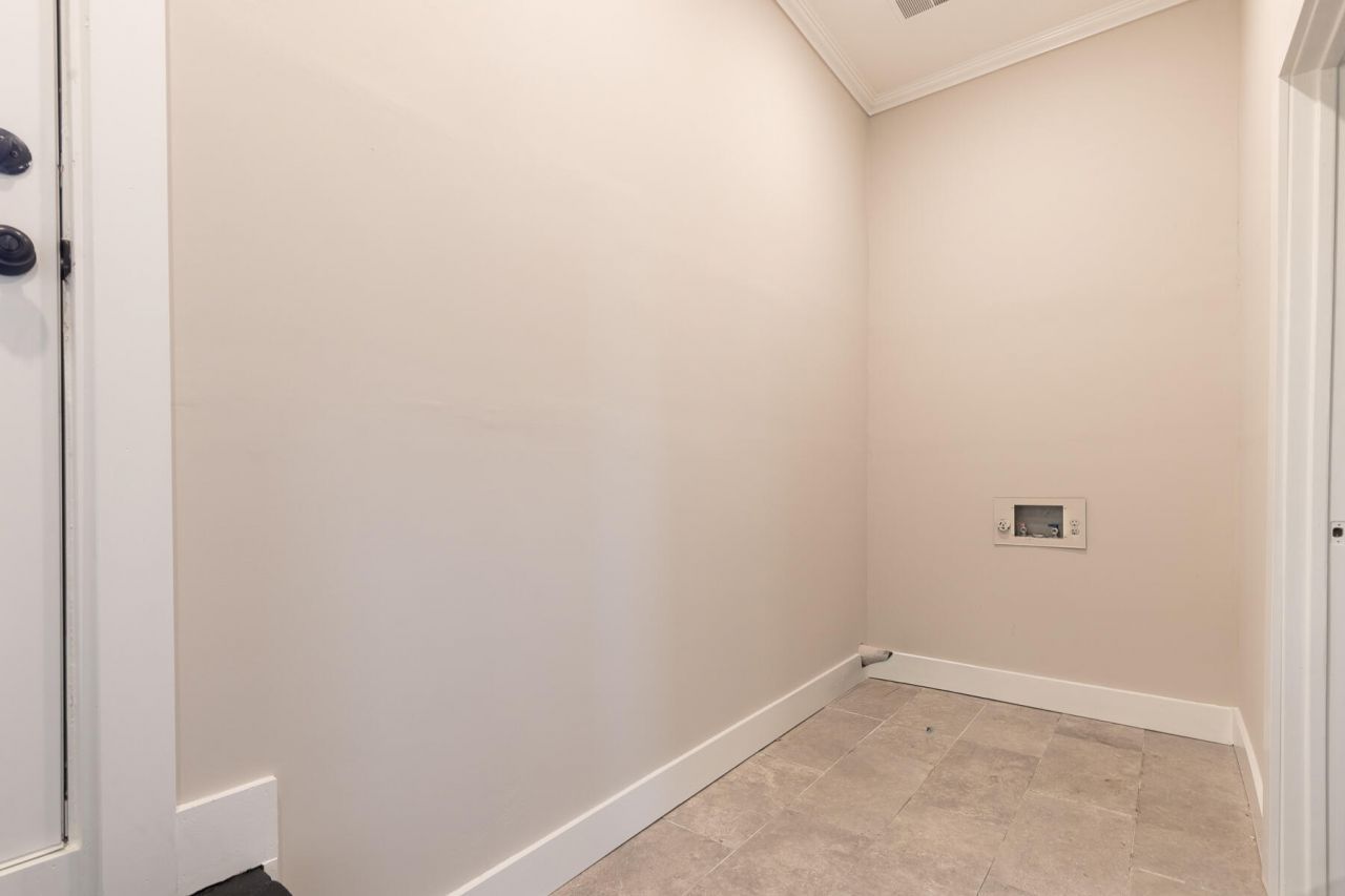 381 Fountain Lake Drive Photo 20