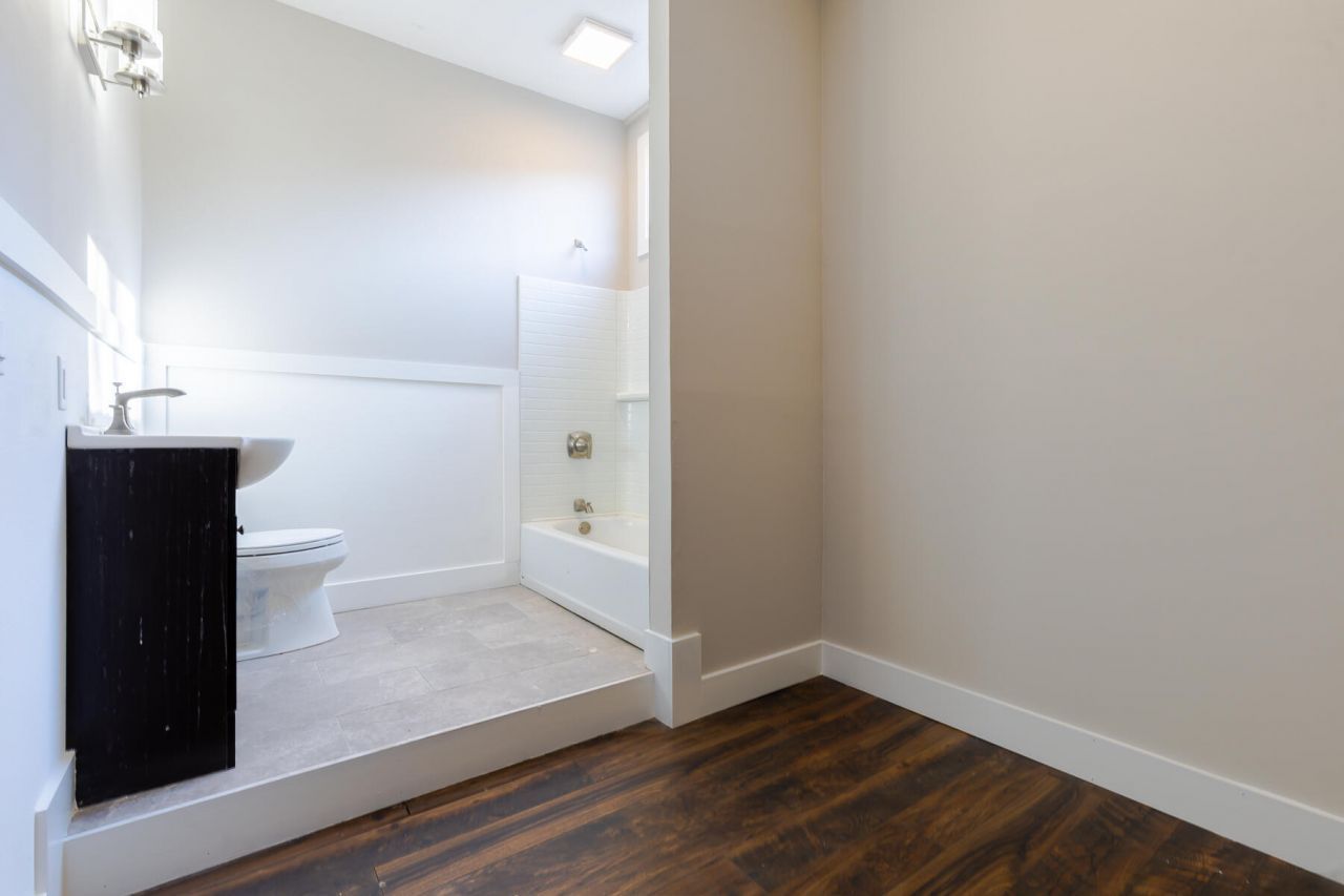 381 Fountain Lake Drive Photo 25