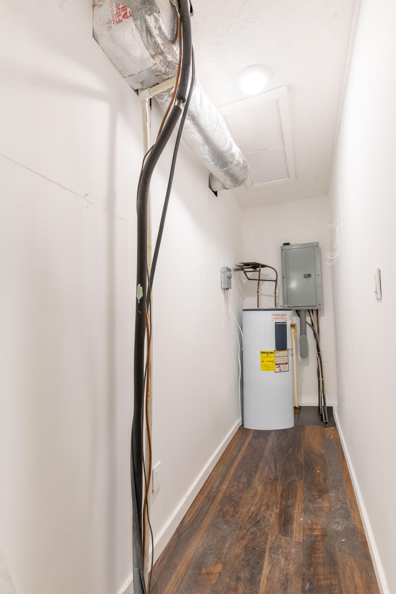 381 Fountain Lake Drive Photo 30