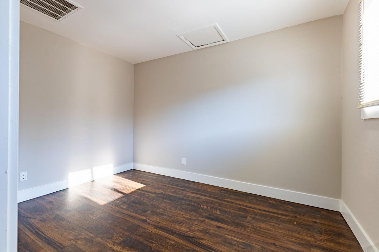 381 Fountain Lake Drive Photo 42