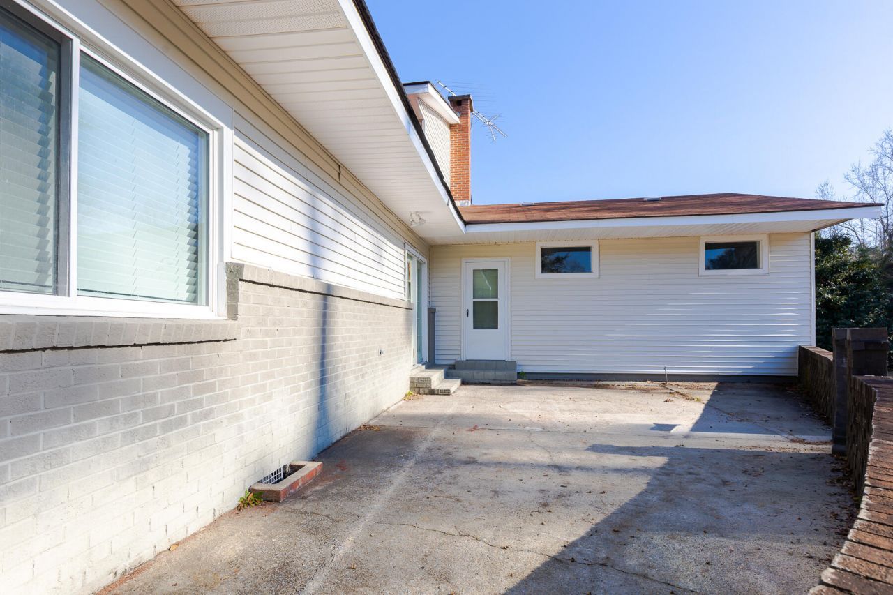 381 Fountain Lake Drive Photo 46