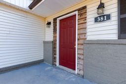 381 Fountain Lake Drive photo 4