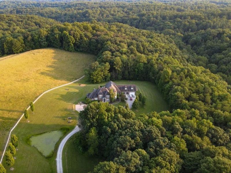 16187 Kreashbaum Road, Rockbridge, OH 43149 Photo 1