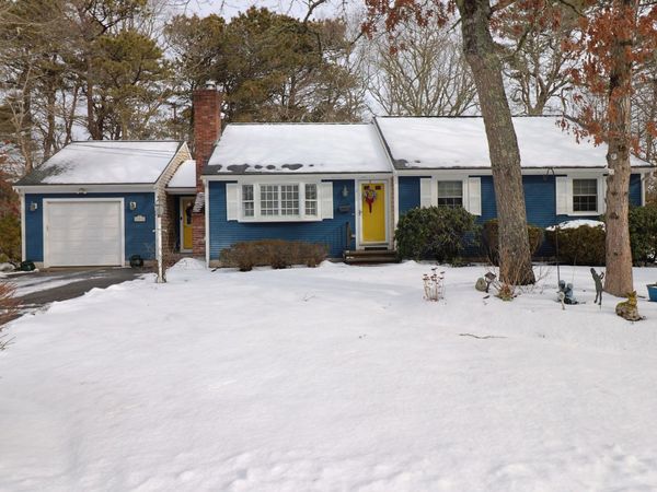 2 Beaver Dam Way , East Dennis, MA 02641