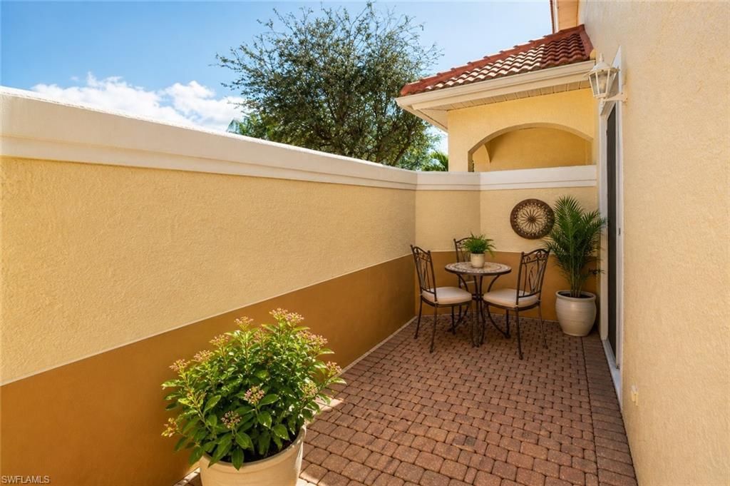 5960 Tarpon Gardens Cir, Unit 102, Cape Coral, FL 33914 Photo
