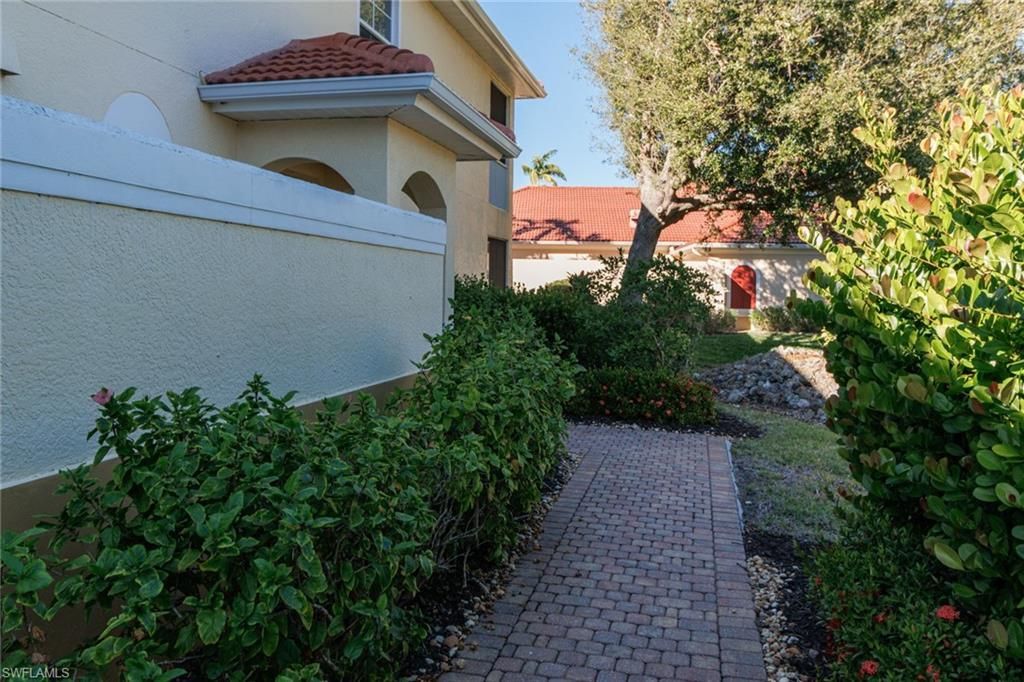 5960 Tarpon Gardens Cir, Unit 102, Cape Coral, FL 33914 Photo