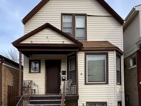 3461 N Albany Avenue, Chicago, IL 60618