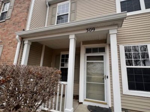 309 Springbrook Trail S, Oswego, IL 60543