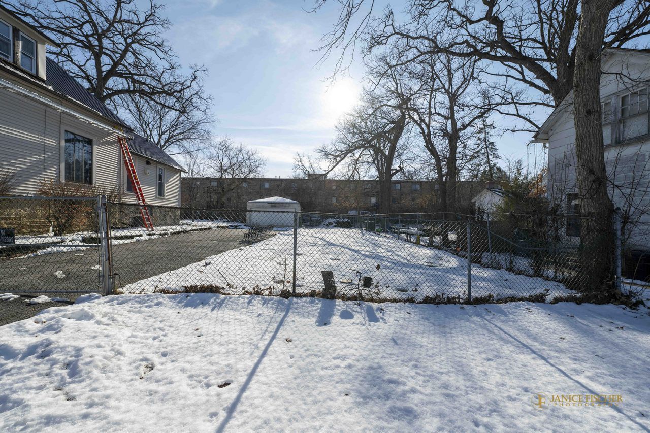 15 Lake Street, Lake Zurich, IL 60047 Main Photo