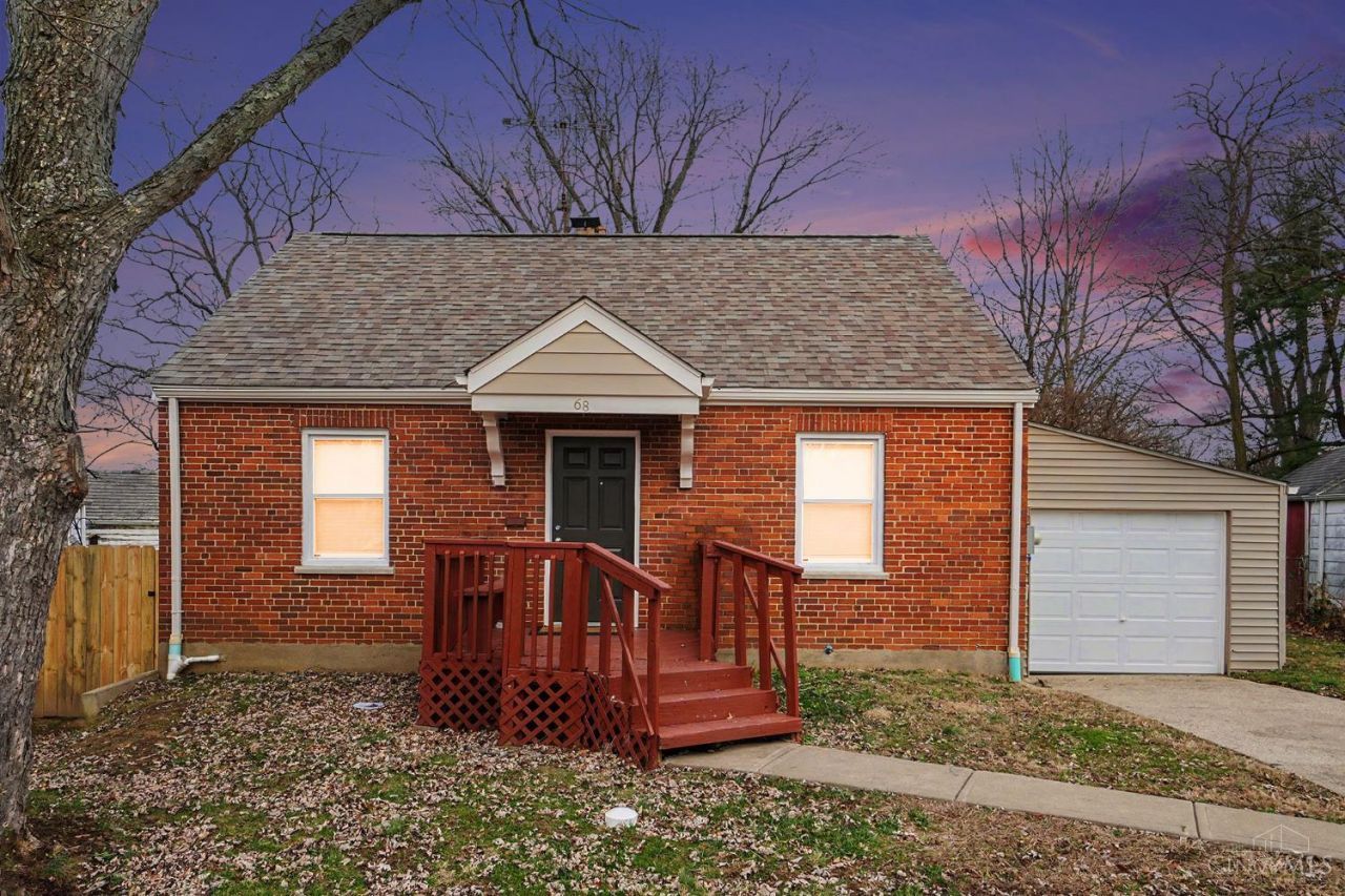 68 Gambier Circle, Greenhills, OH 45218 Main Photo