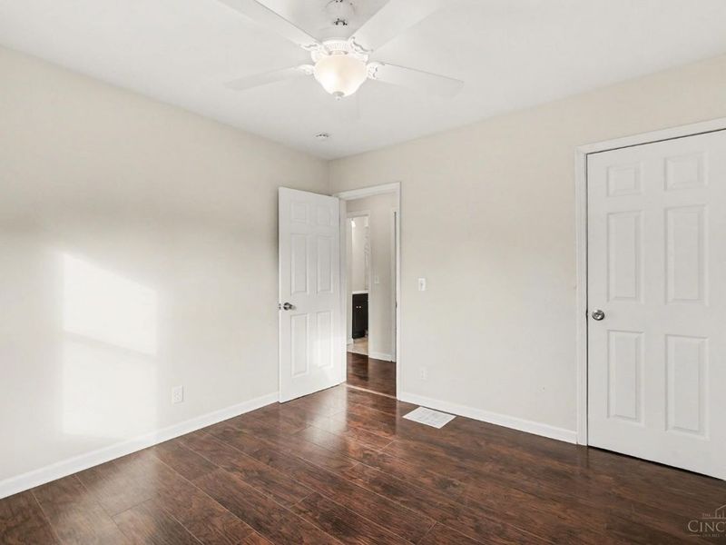 68 Gambier Circle, Greenhills, OH 45218 Photo 18