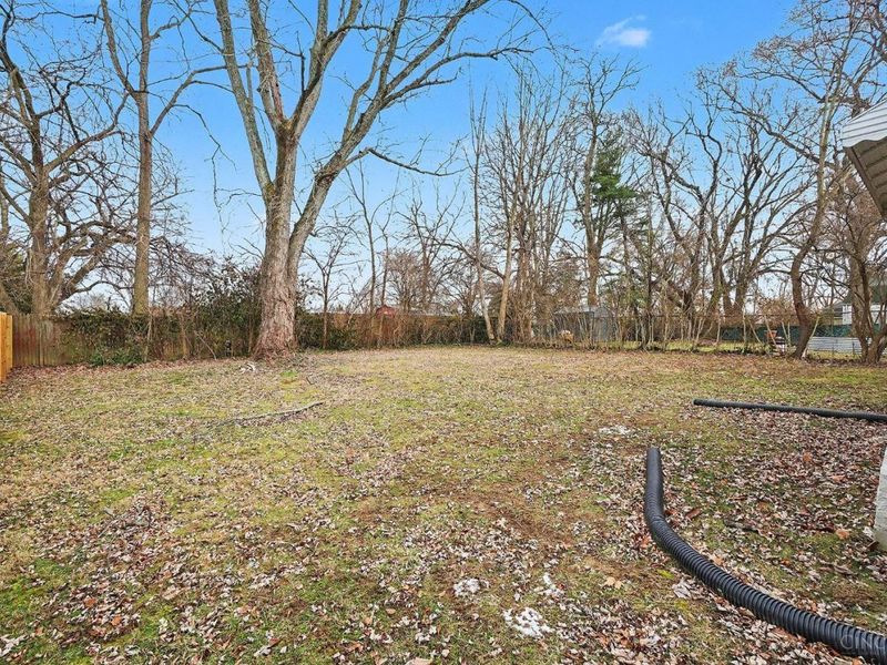 68 Gambier Circle, Greenhills, OH 45218 Photo 28