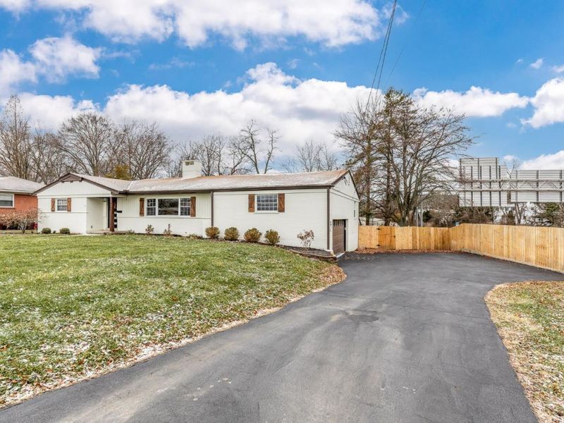 9299 Fidelis Drive, Blue Ash, OH 45242 Photo 39