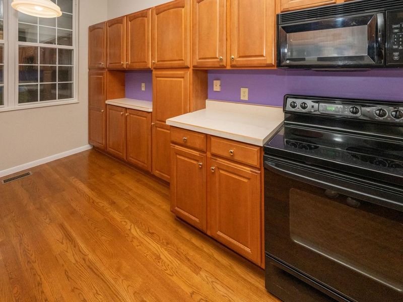 5905 Castlewood Crossing, Miami Twp, OH 45150 Photo 10