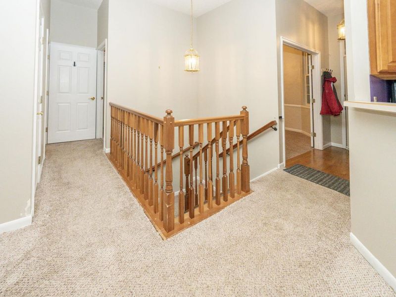 5905 Castlewood Crossing, Miami Twp, OH 45150 Photo 16