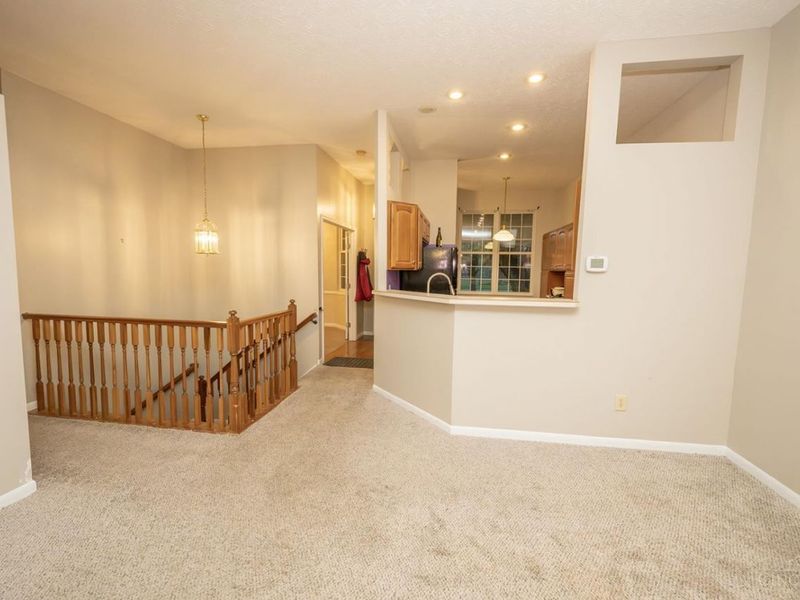 5905 Castlewood Crossing, Miami Twp, OH 45150 Photo 17