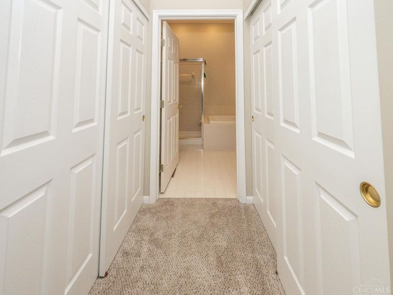 5905 Castlewood Crossing, Miami Twp, OH 45150 Photo 29