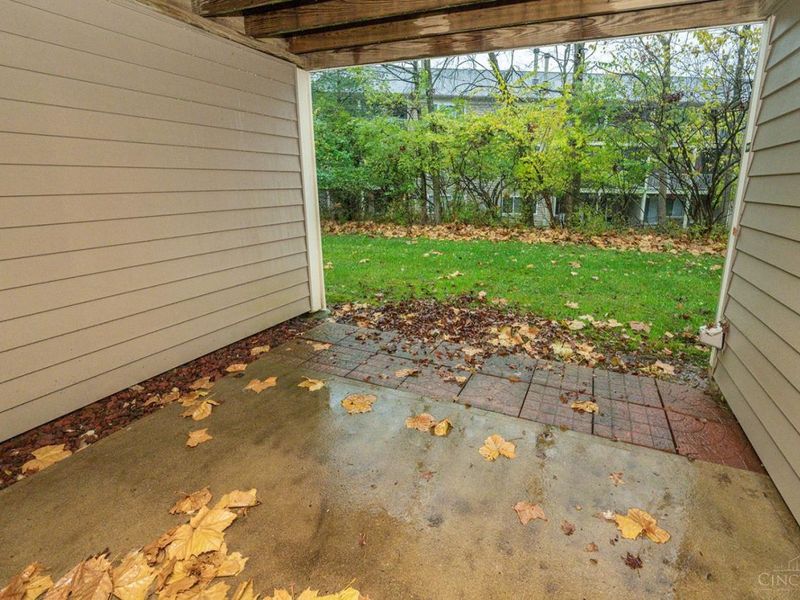 5905 Castlewood Crossing, Miami Twp, OH 45150 Photo 56