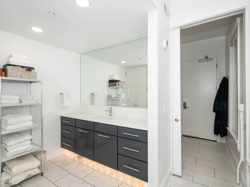 1203 Vine Street, Unit B, Cincinnati, OH 45202 Photo 57