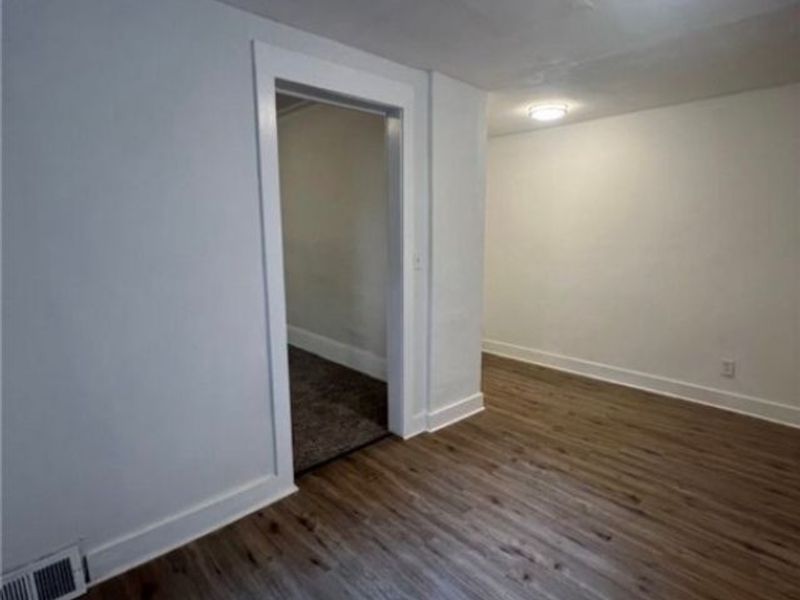 10728 Gooding Avenue, Cleveland, OH 44108 Photo 12