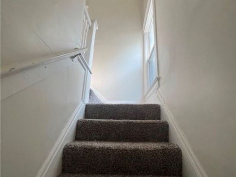 10728 Gooding Avenue, Cleveland, OH 44108 Photo 24