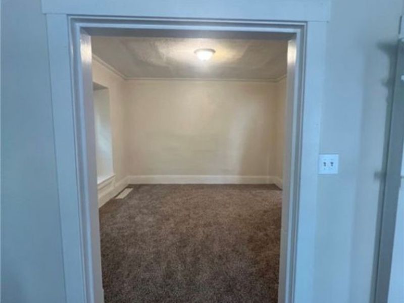 10728 Gooding Avenue, Cleveland, OH 44108 Photo 7