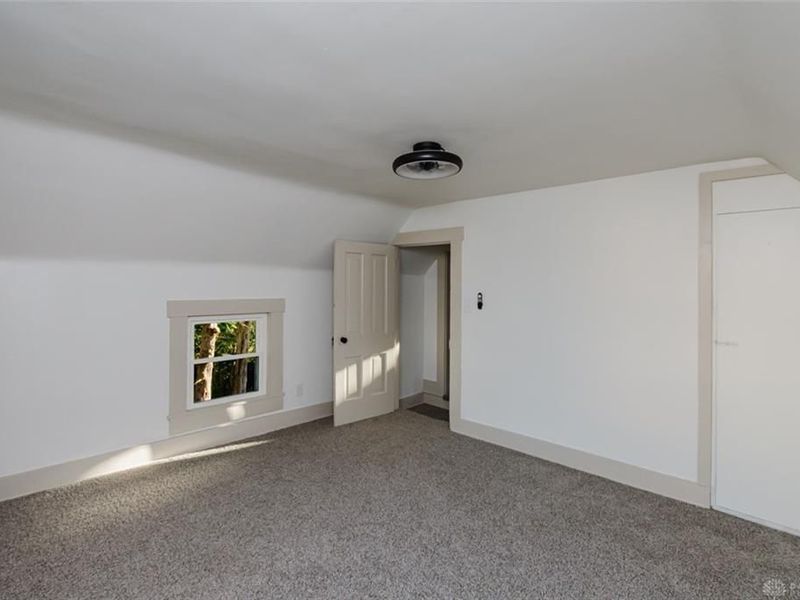 555 E Sycamore Street, Miamisburg, OH 45342 Photo 27