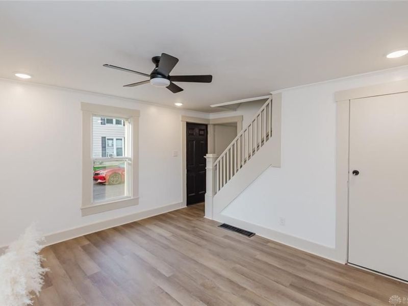 555 E Sycamore Street, Miamisburg, OH 45342 Photo 9